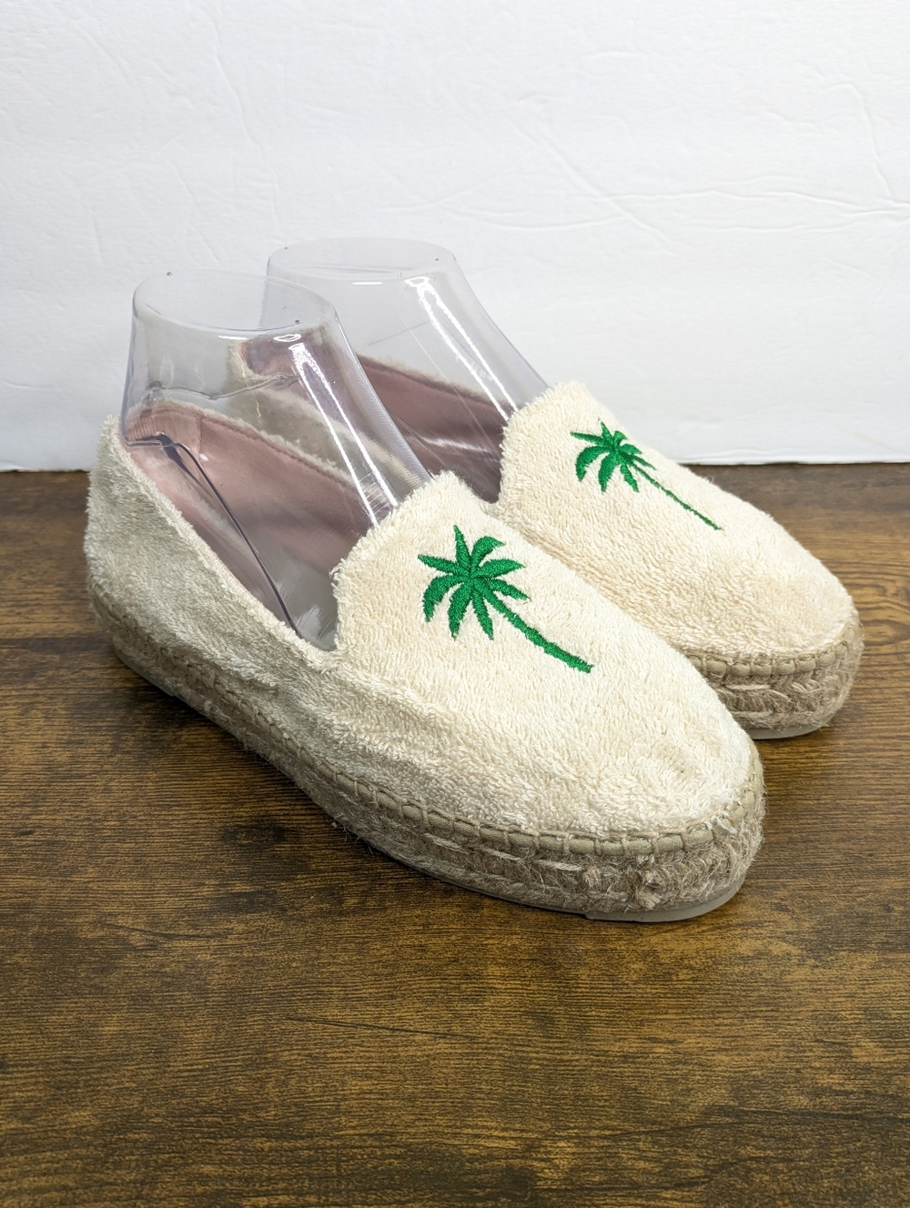 Manebi Espadrilles 39 US 8.5 Jute Palm Tree Embroidered Fuzzy Slip On Resort
